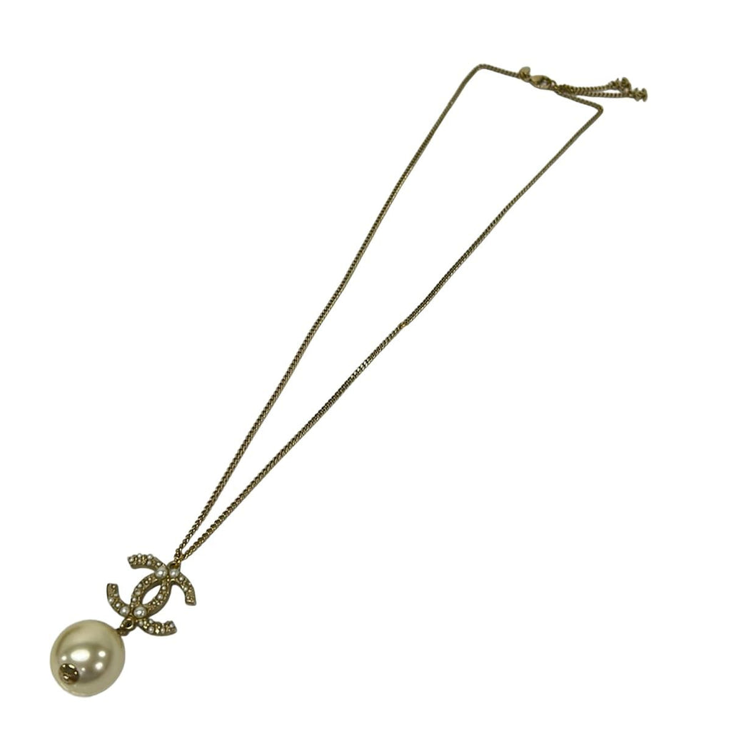 Chanel Necklace Gold Ivory Pearl CC Logo — view 2