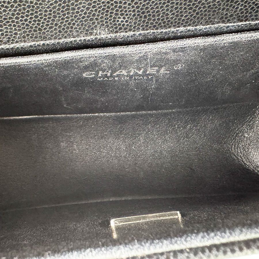 Chanel Shoulder Bag Boy Small — view 5