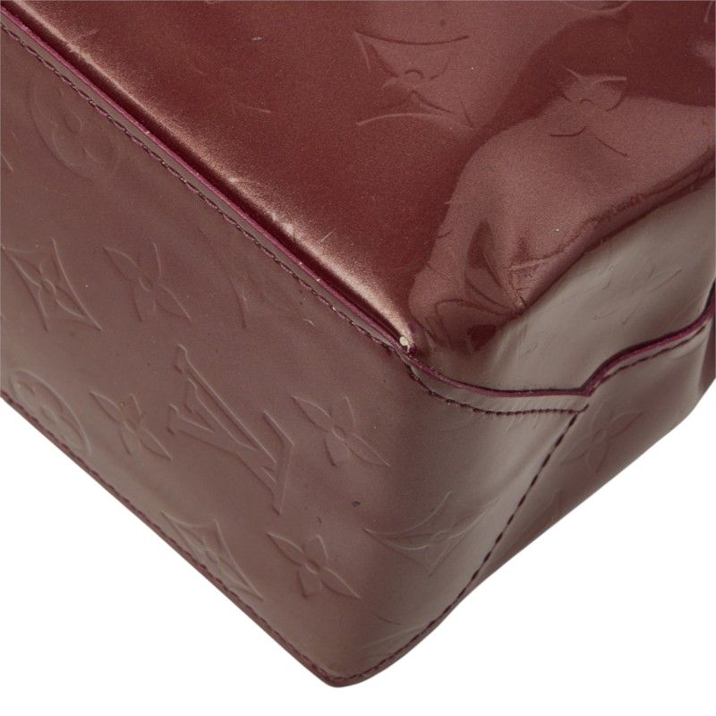Louis Vuitton Monogram Vernis Reade PM Handbag Amarante Purple Patent Leather — view 5