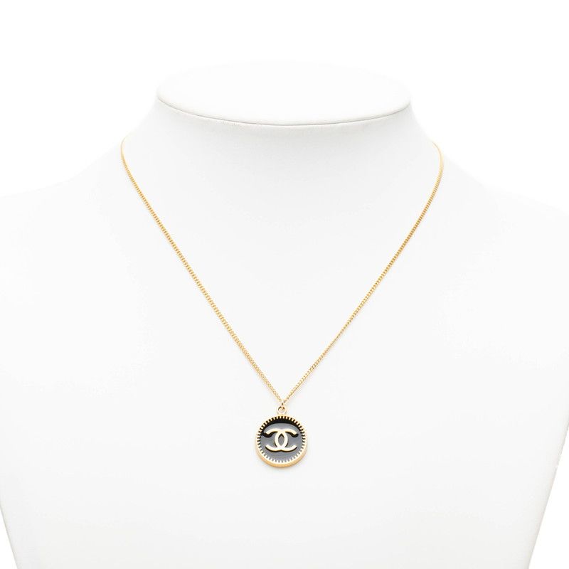 Chanel CC Logo Chain Pendant 01P Stamp Gold Black Plated — view 5