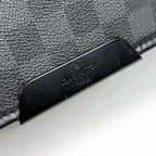 Louis Vuitton Daniel MM Shoulder Bag Damier Graphite Black — view 4