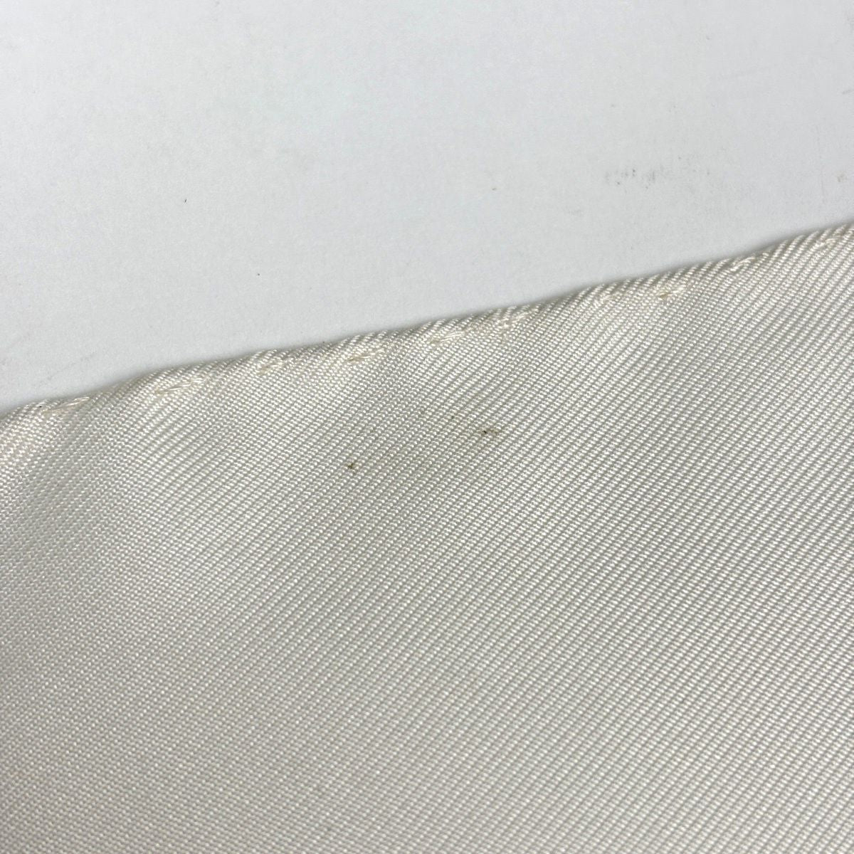 Hermes Carre 90 Le Mors a la Conetable Silk Scarf White Multicolor — view 3