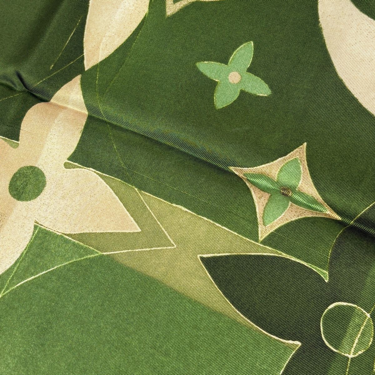Louis Vuitton Scarf Monogram Silk Green Beige — view 4