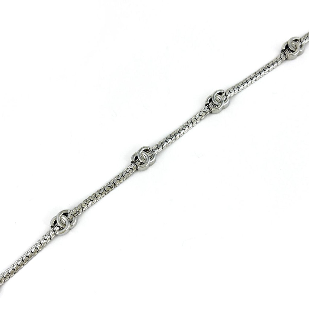 Chanel Necklace CC Logo Silver Plated — view 2
