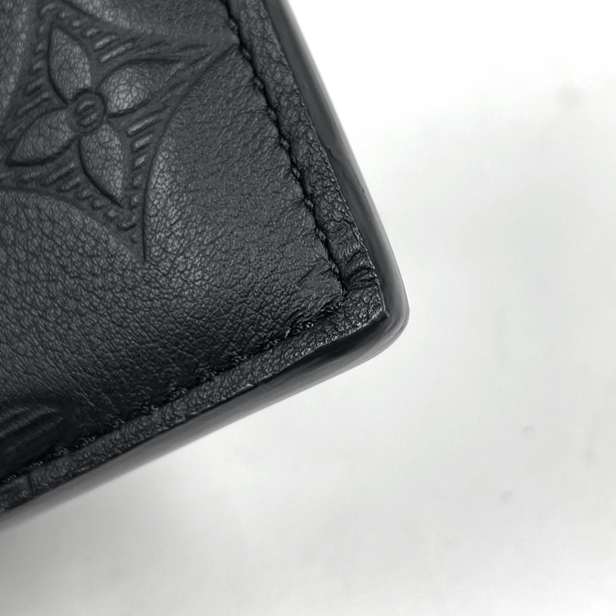 Louis Vuitton Card Case Double Monogram Shadow Noir — view 3
