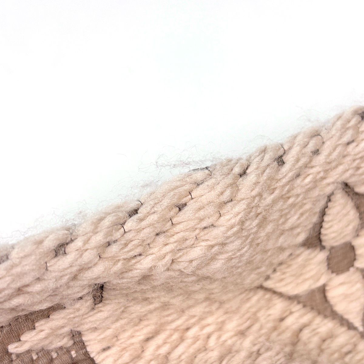 Louis Vuitton Logomania Scarf Monogram Fringe Wool Silk Ecru — view 4
