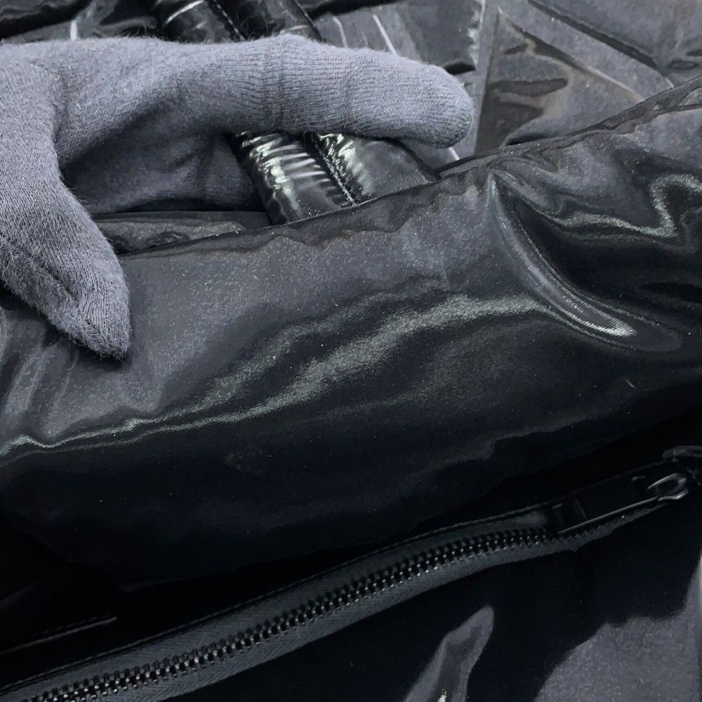 Saint Laurent Paris Tote Bag Wide Puffer Logo Shopping Black — view 8
