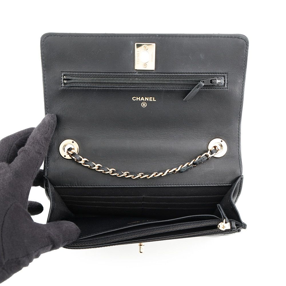 Chanel Chain Wallet Trendy CC Quilted CC Logo Lambskin Black Shoulder Bag — view 6