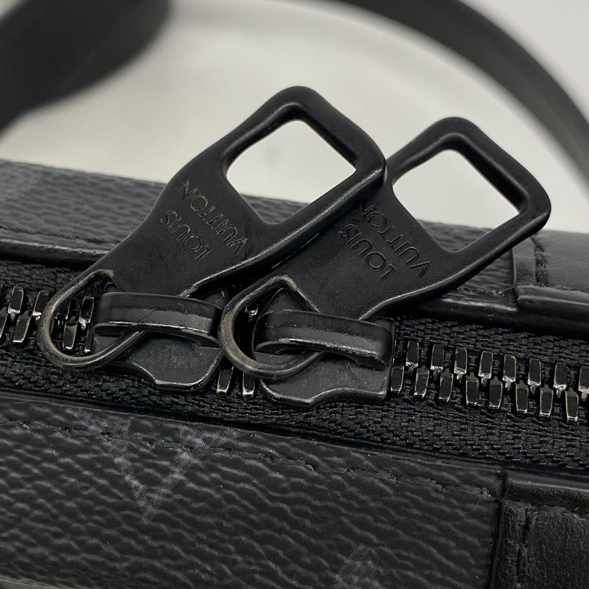 Louis Vuitton Shoulder Bag Monogram Eclipse Soft Trunk Wallet Black — view 8