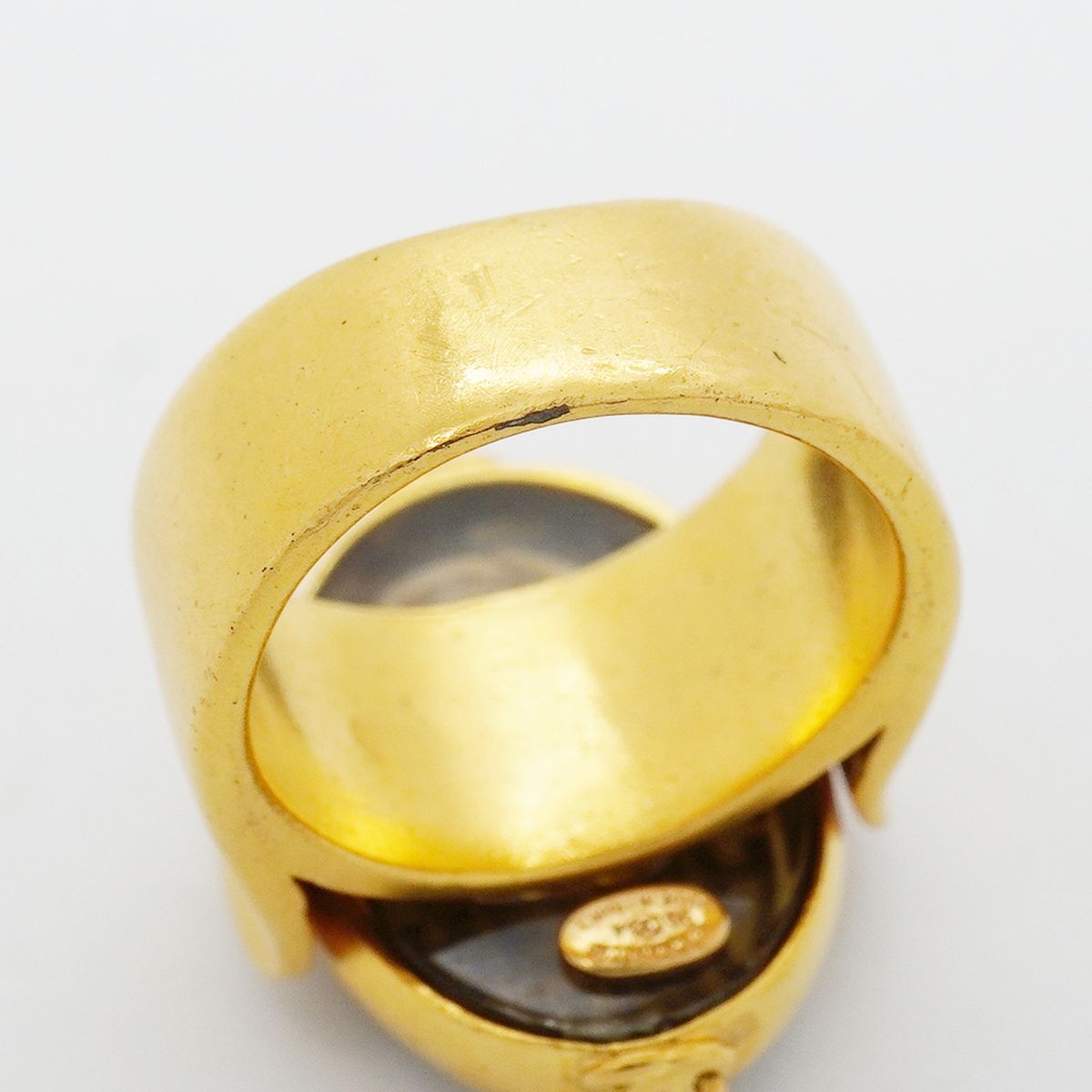 Chanel Ring Vintage CC Logo Gold Plated Gripoix — view 8