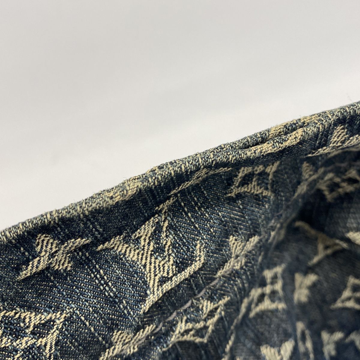 Louis Vuitton Shoulder Bag Monogram Denim Daily GM Blue — view 8