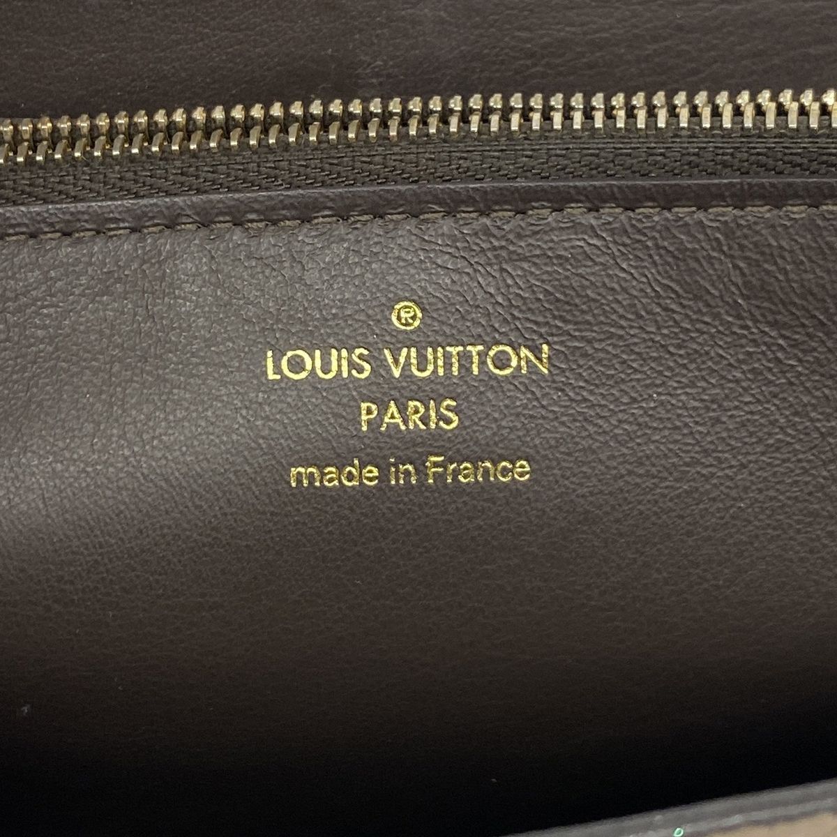 Louis Vuitton Wallet Taurillon Portefeuille Capucines Galet — view 4