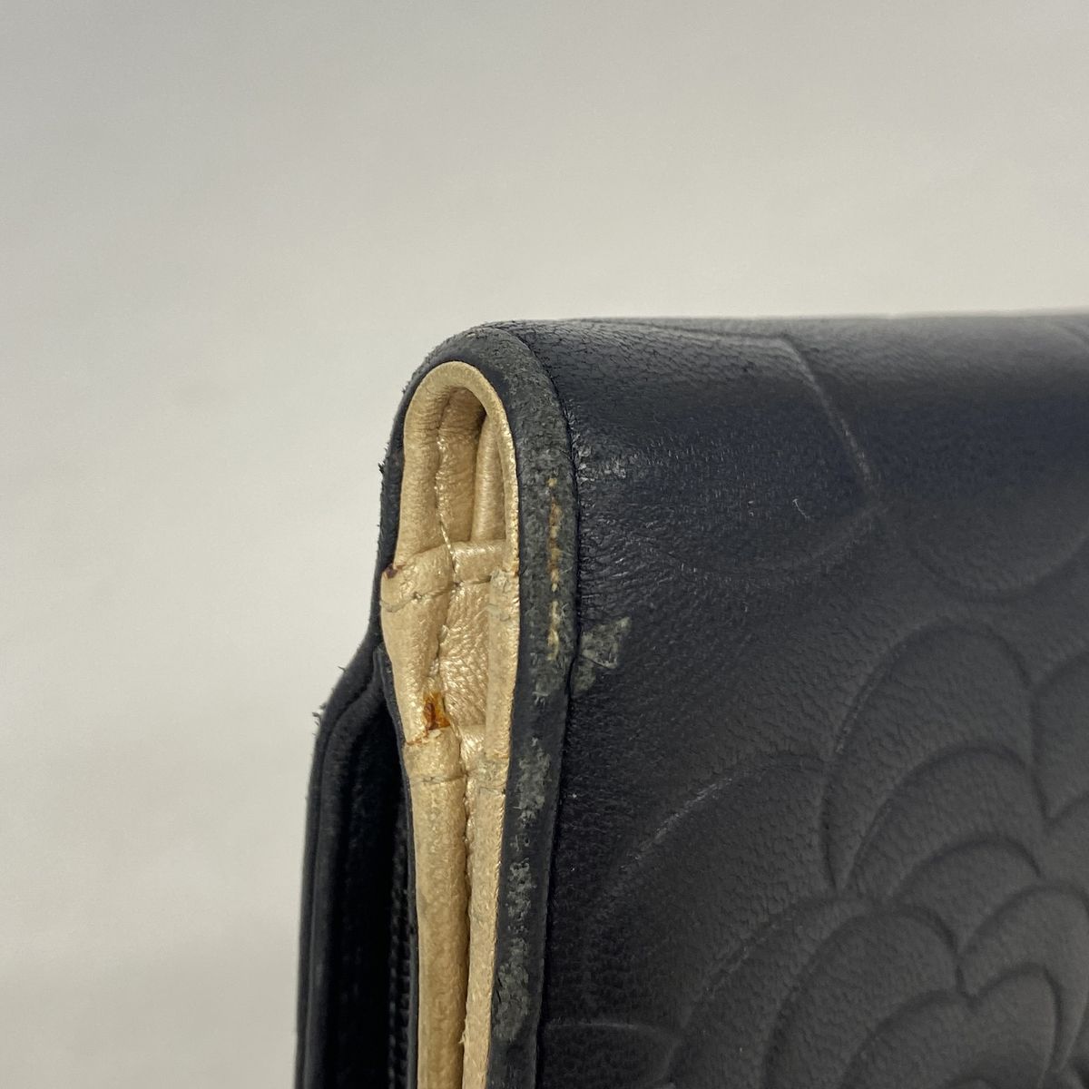 Chanel Wallet Camellia Lambskin Black Gold — view 6