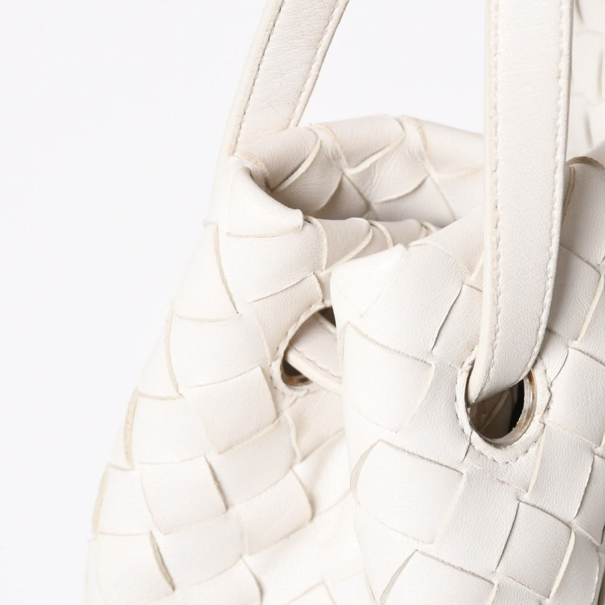 Bottega Veneta Handbag Intrecciato White Gold Leather — view 5