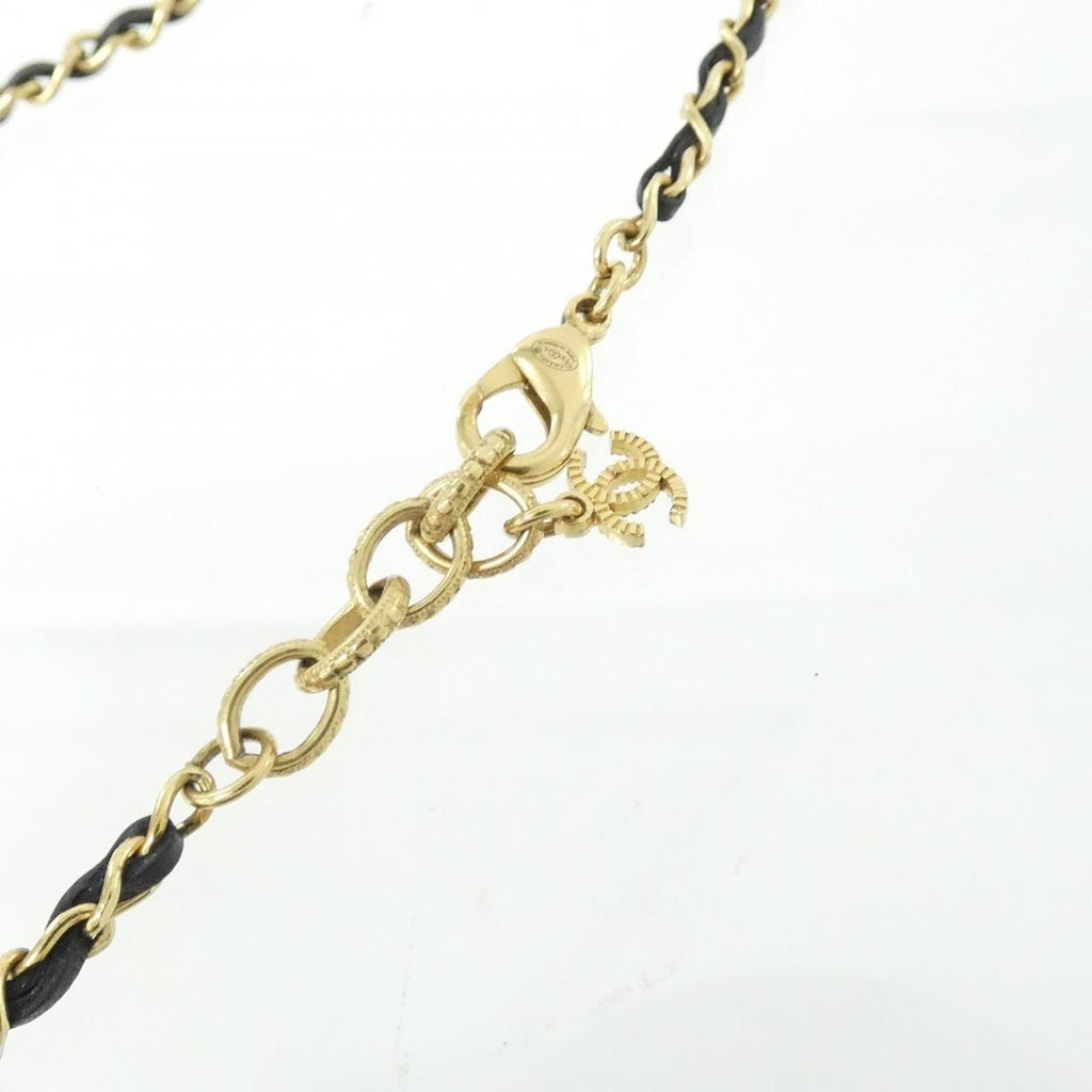 Chanel Necklace Gold — view 6