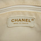Chanel Shoulder Bag Quilted Caviar Leather White Champagne Gold — view 5