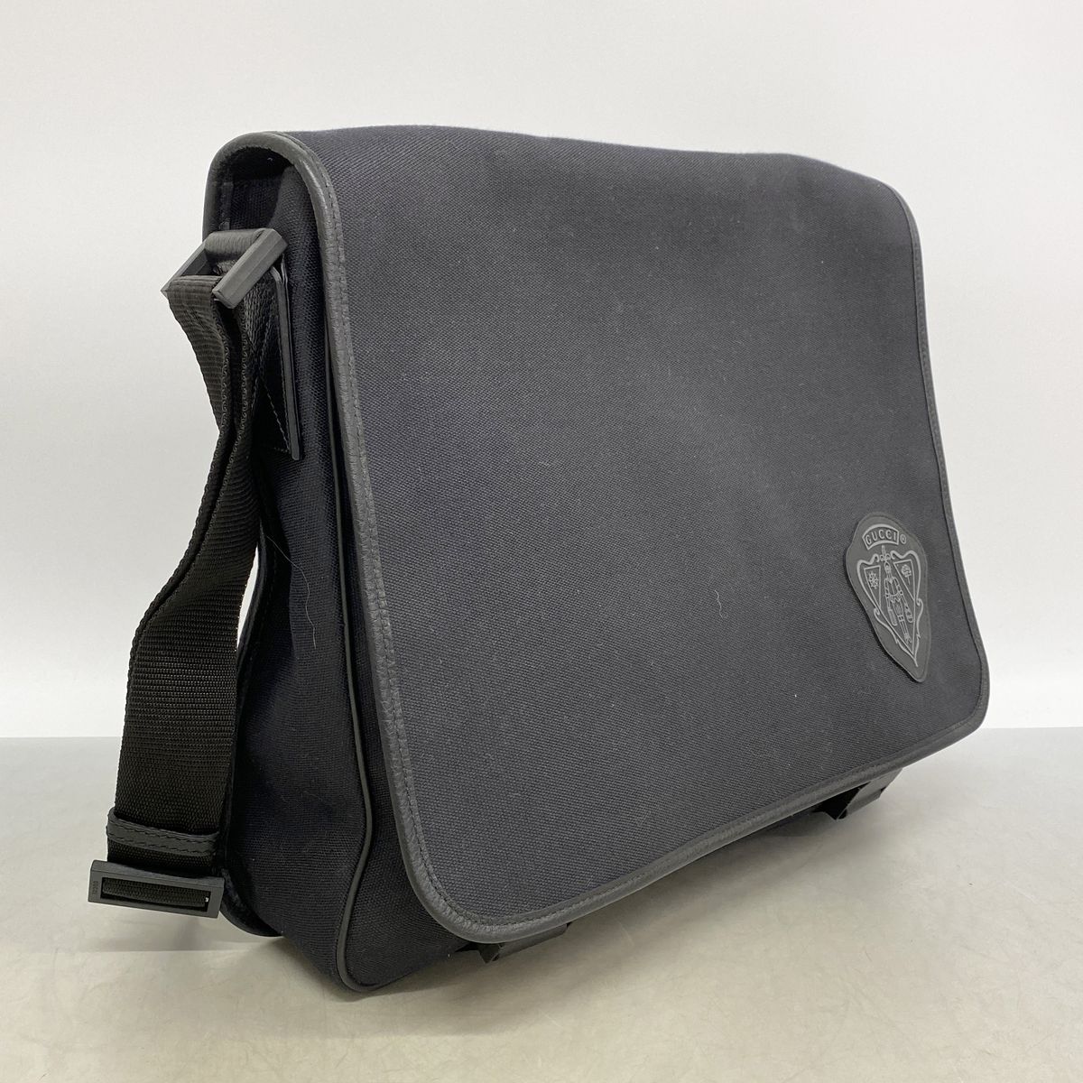 Gucci Shoulder Bag Canvas Black Silver — view 2