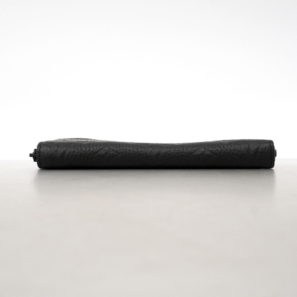 Louis Vuitton Wallet Monogram Taurillon Zippy Horizontal Black — view 3