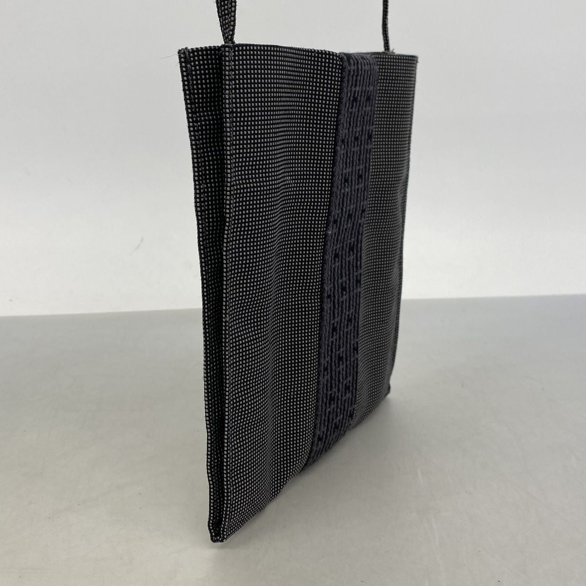 Hermes Shoulder Bag Herline Pochette Nylon Gray — view 2