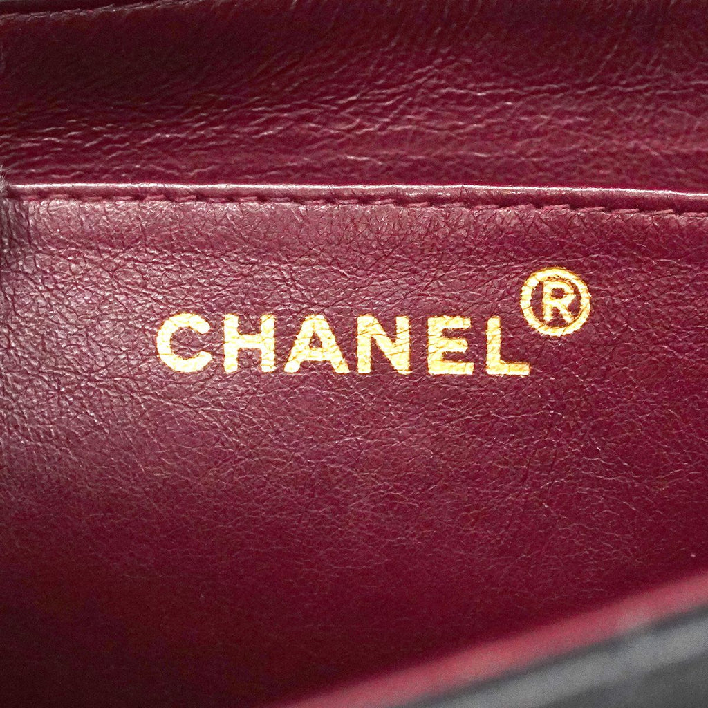 Chanel Shoulder Bag Diana Lambskin Black Gold — view 5