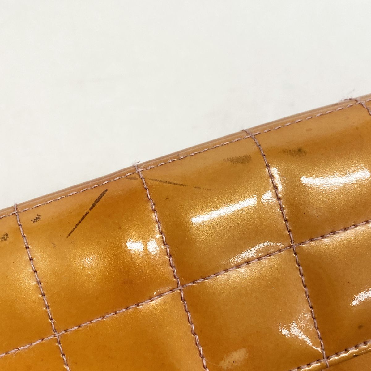 Chanel Shoulder Bag Choco Bar Patent Leather Orange Silver — view 8