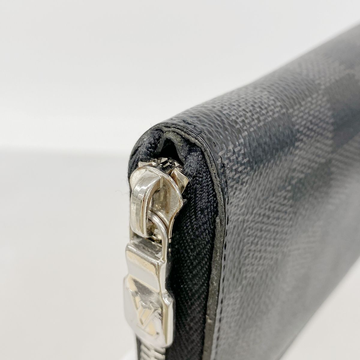 Louis Vuitton Wallet Damier Graphite Zippy Vertical Gray Black — view 7