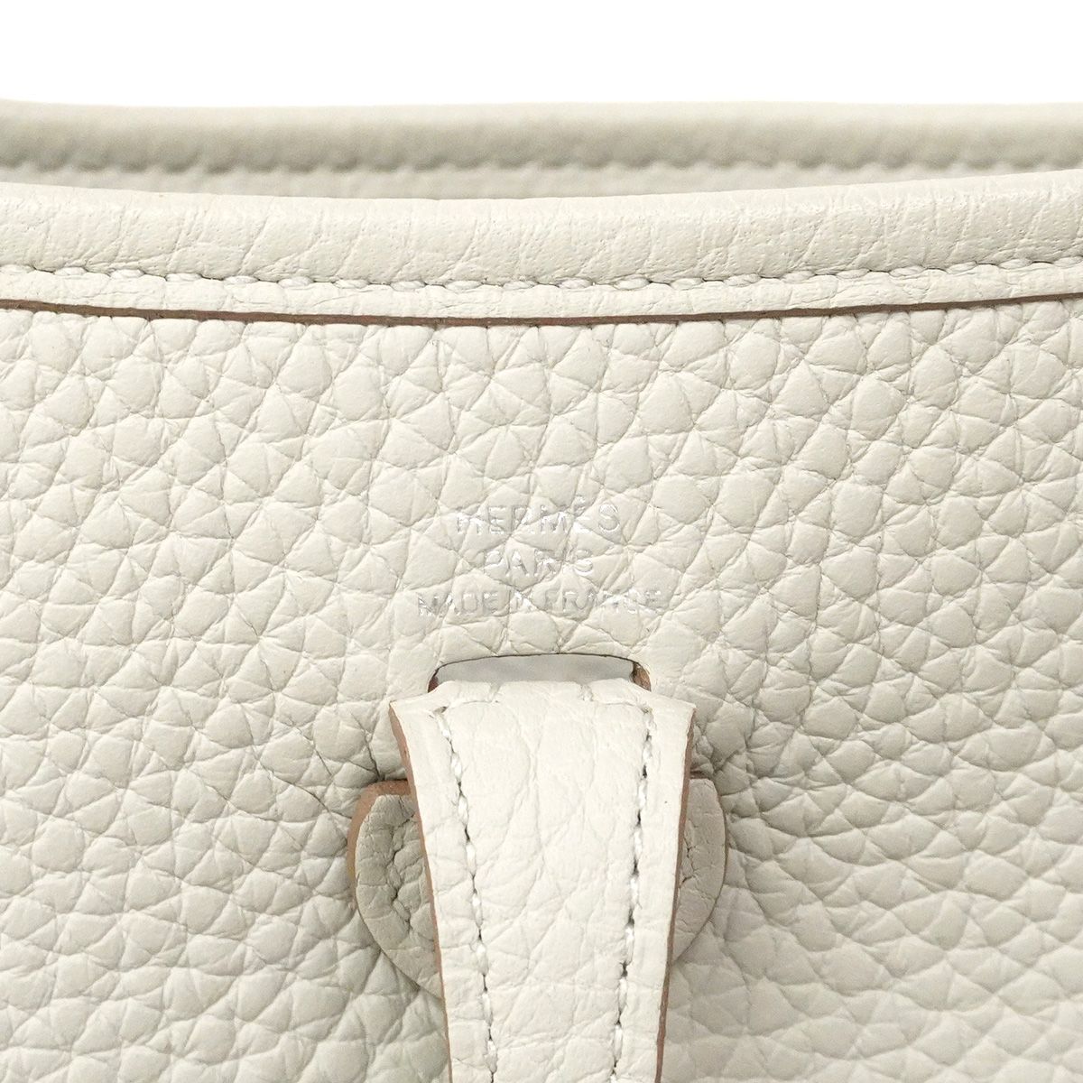 Hermes Shoulder Bag Evelyne TPM Taurillon Clemence Pearl Gray Silver — view 5