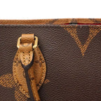 Louis Vuitton Tote Bag Monogram Giant Reverse On The Go MM Brown 2-Way — view 6