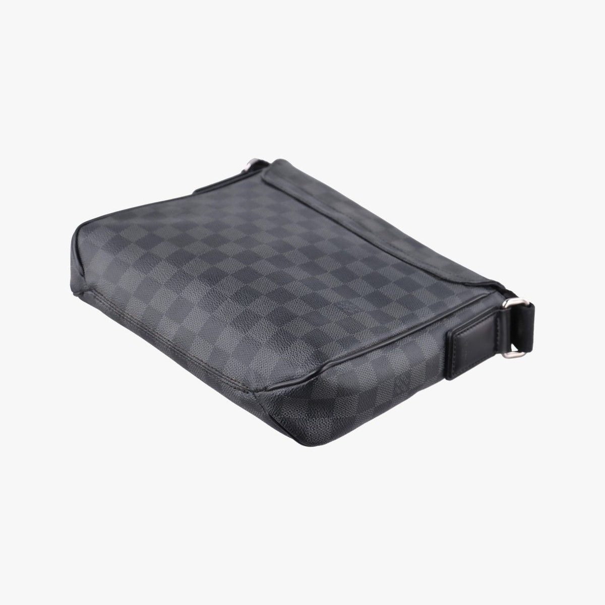 Louis Vuitton District PM Noir Damier Graphite — view 6
