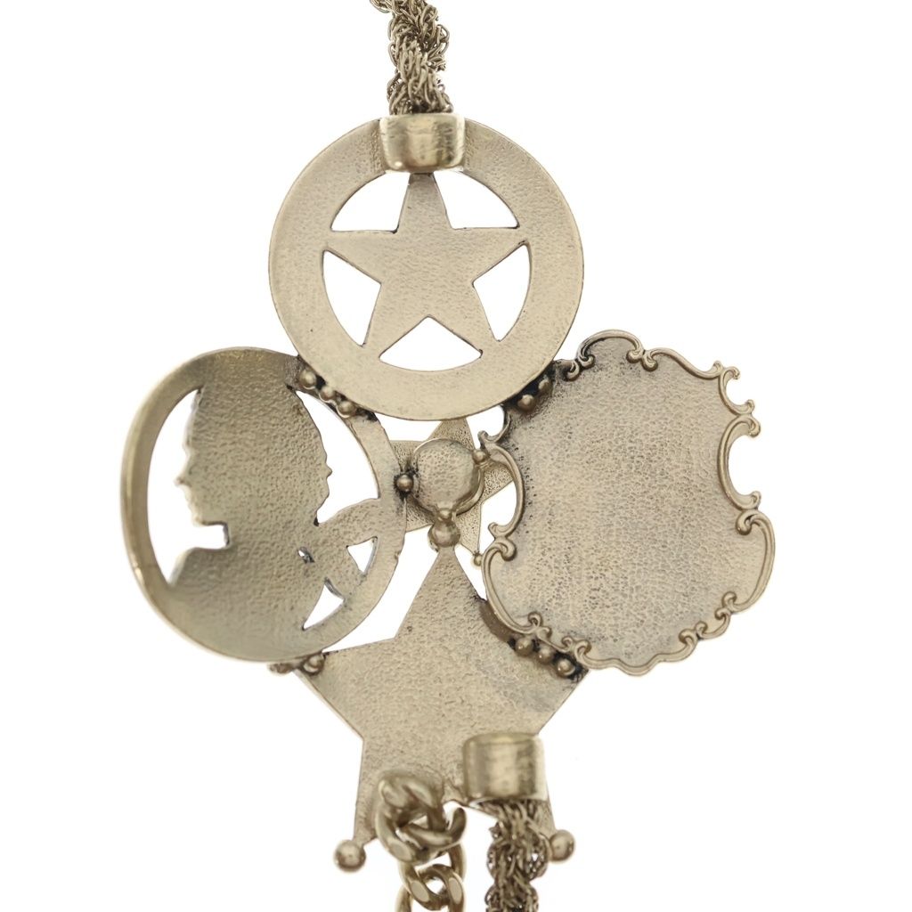 Chanel CC Logo Paris Lasse Necklace Gold — view 3