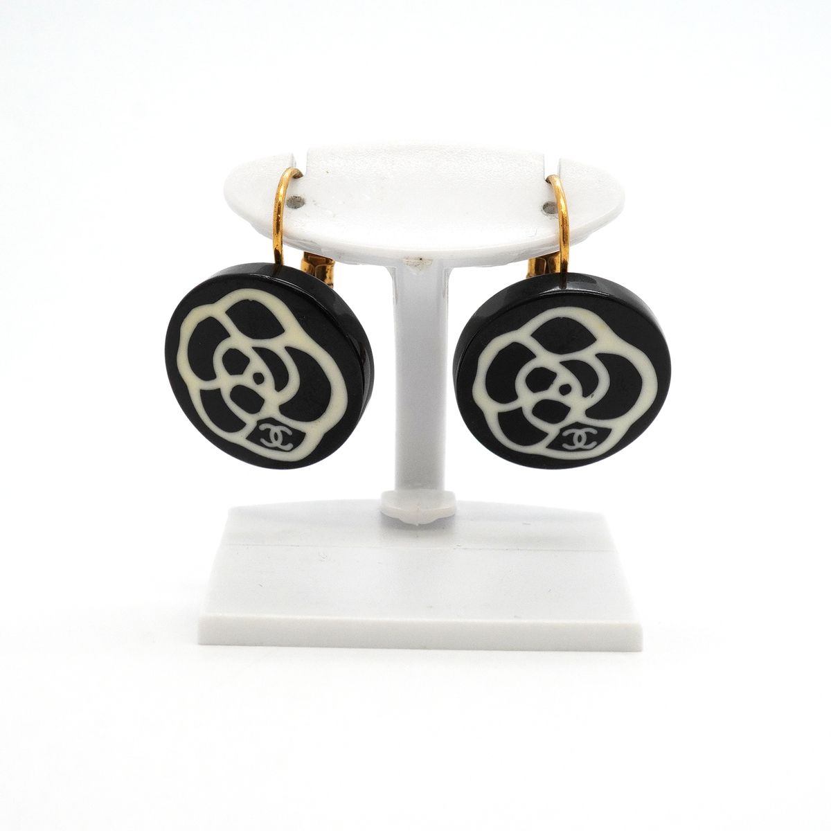 Chanel Earrings CC Logo Camellia Round Circle Gold Plated White Black — view 2