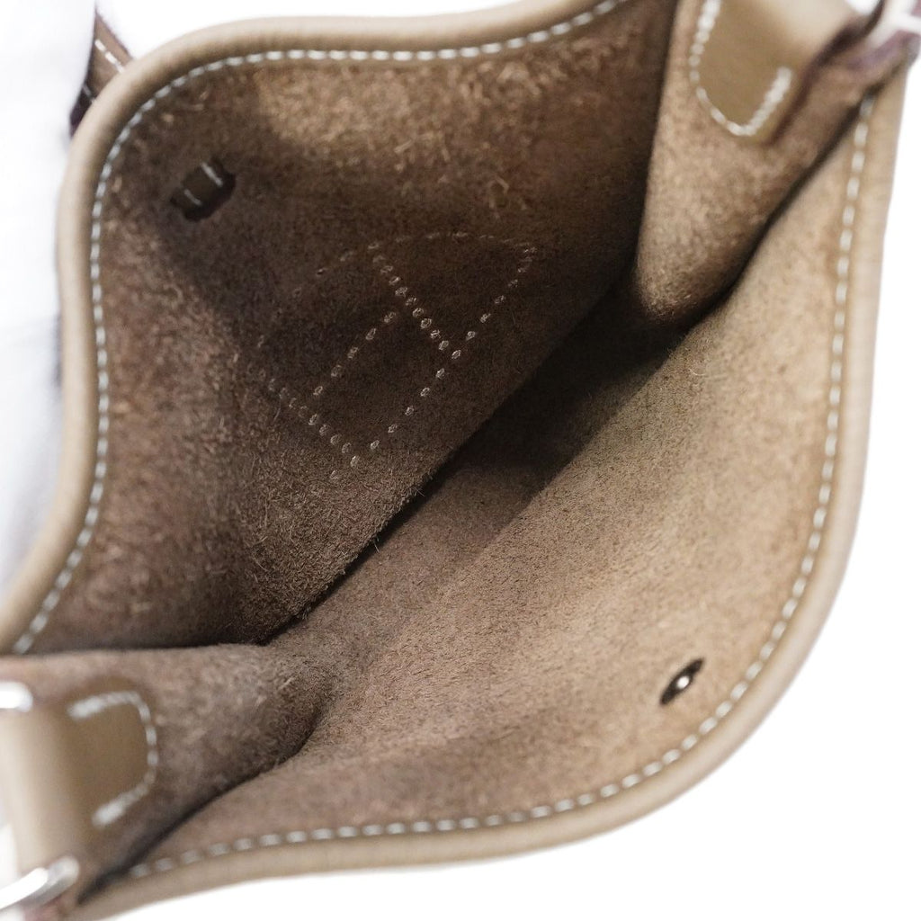 Hermes Shoulder Bag Evelyne TPM Taurillon Clemence Etoupe Silver — view 4