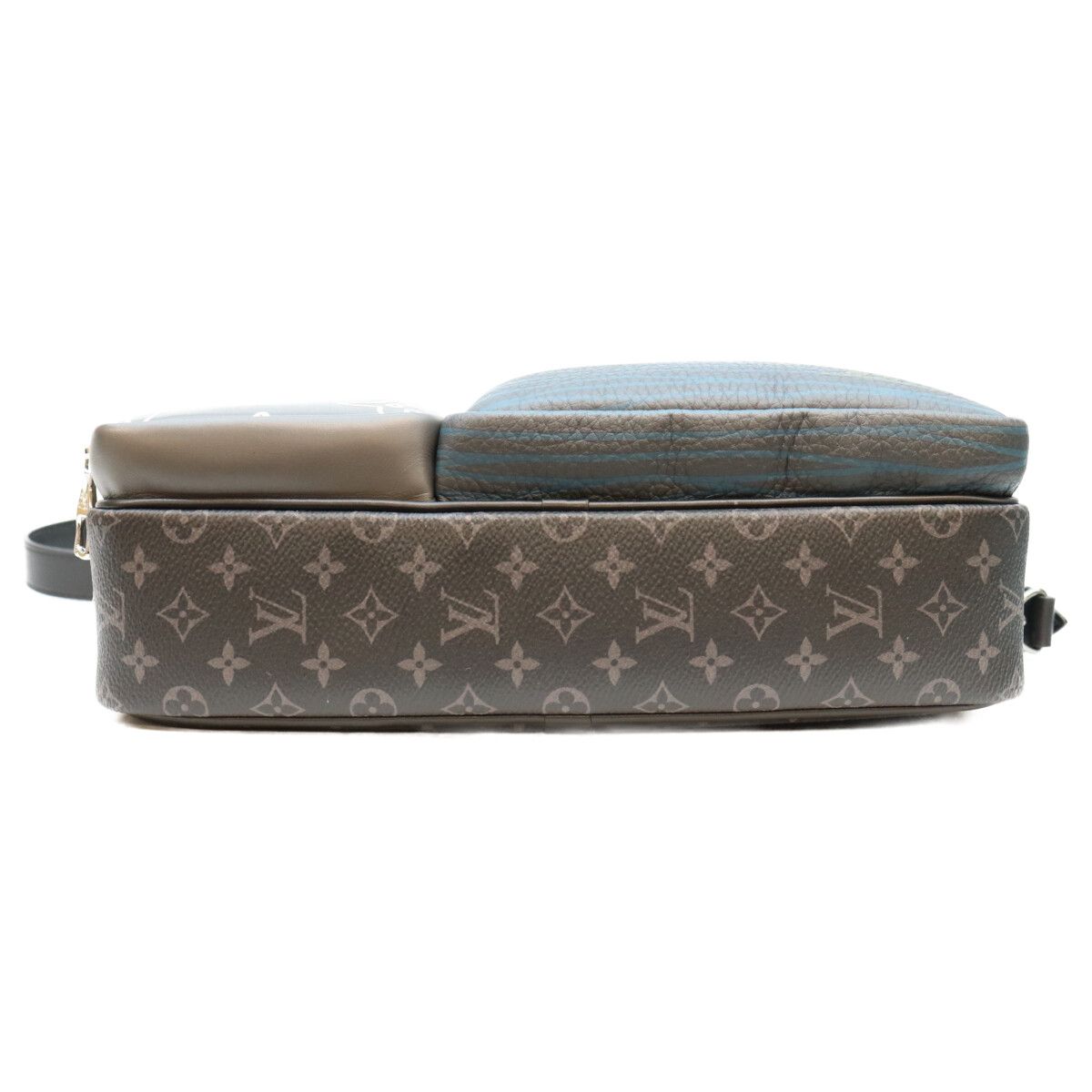 Louis Vuitton Monogram Eclipse Messenger Multi Pocket Shoulder Bag — view 5