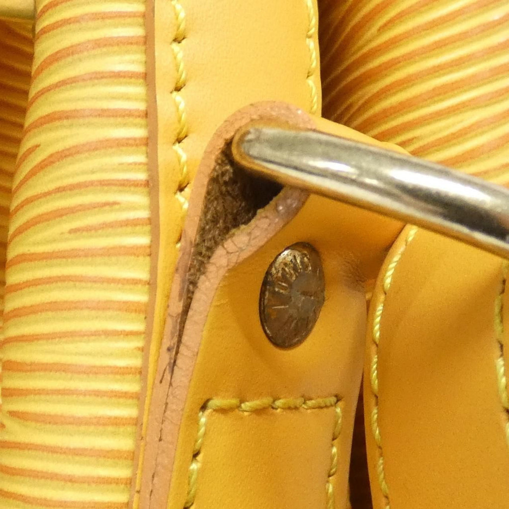 Louis Vuitton Epi Noe Shoulder Bag — view 6