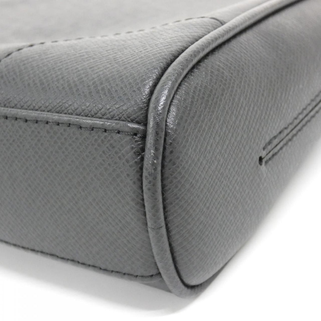 Louis Vuitton Vintage Taiga Luca Shoulder Bag — view 3