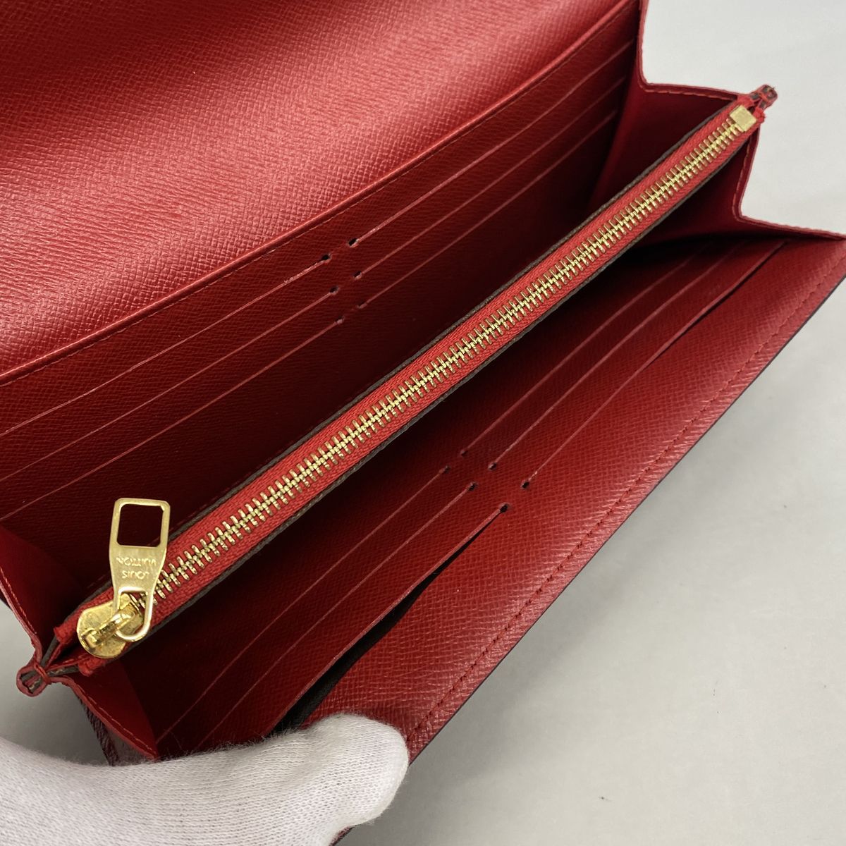 Louis Vuitton Wallet Monogram Portefeuille Sarah Retiro Cerise — view 3