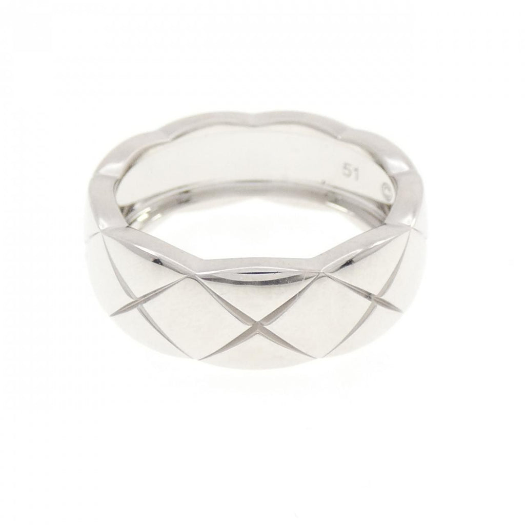 Chanel Coco Crush Medium Ring — view 2
