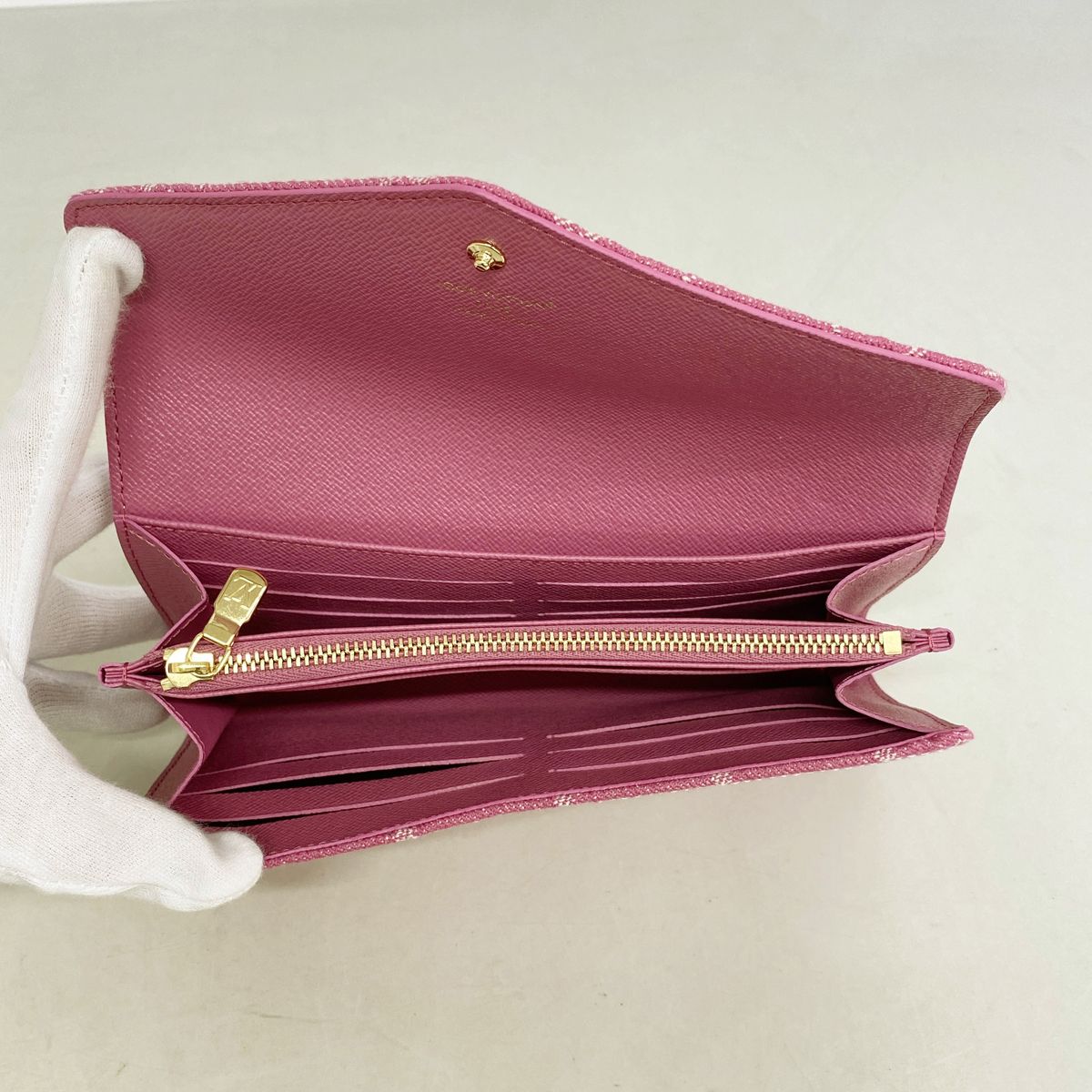 Louis Vuitton Wallet Monogram Denim Portefeuille Sarah Fuchsia — view 3