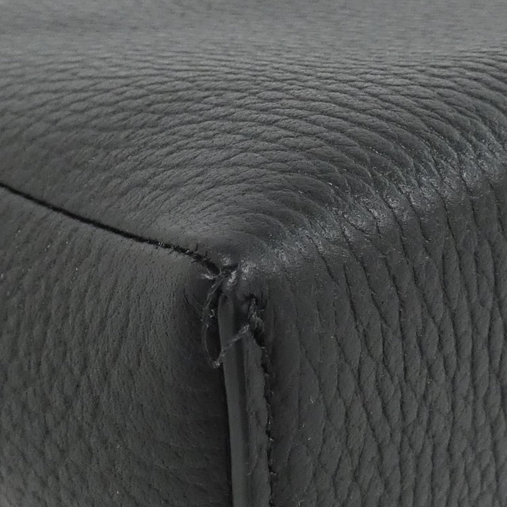 Chanel Bag Handbag Black — view 4