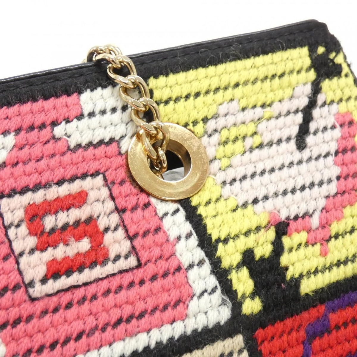 Chanel Vintage Shoulder Bag — view 5