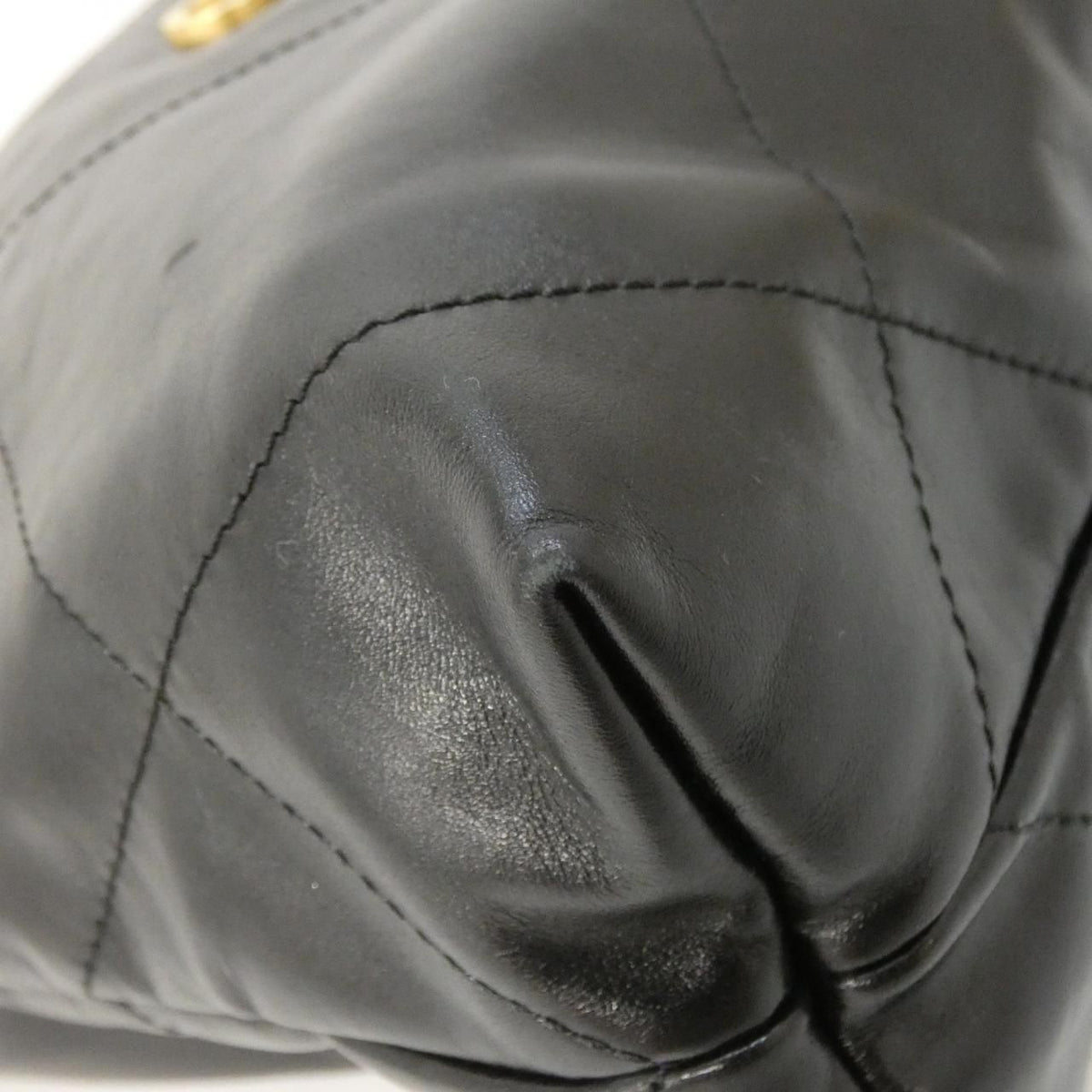 Chanel 22 Line Small Shoulder Bag — view 3