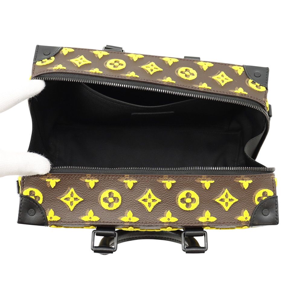 Louis Vuitton Shoulder Bag Monogram Tuffetage Speedy Soft Trunk Black — view 6
