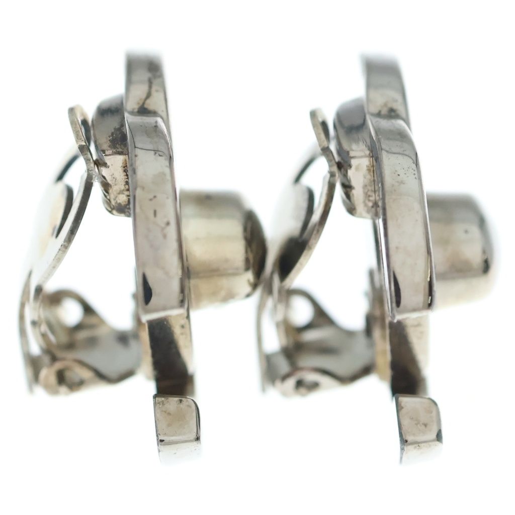 Chanel CC Logo Turnlock Earrings Metal Silver with Bean — view 4