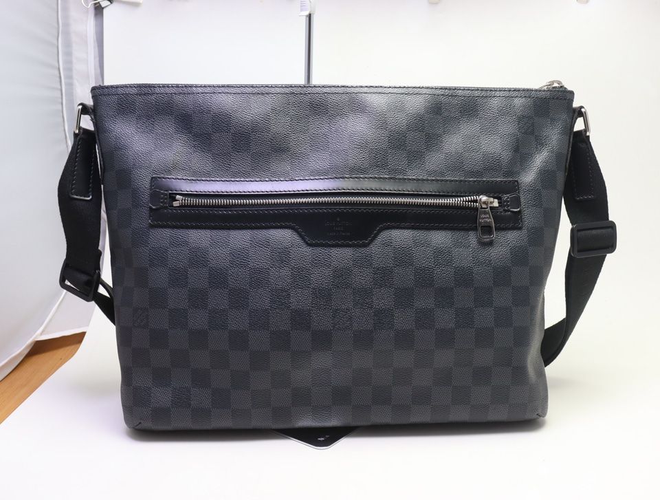 Louis Vuitton Mick MM Damier Graphite Shoulder Bag — view 2