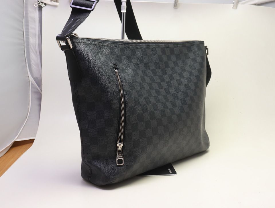 Louis Vuitton Mick MM Damier Graphite Shoulder Bag — view 4