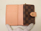 Louis Vuitton Portefeuille Juliette Damier Bifold Wallet — view 4