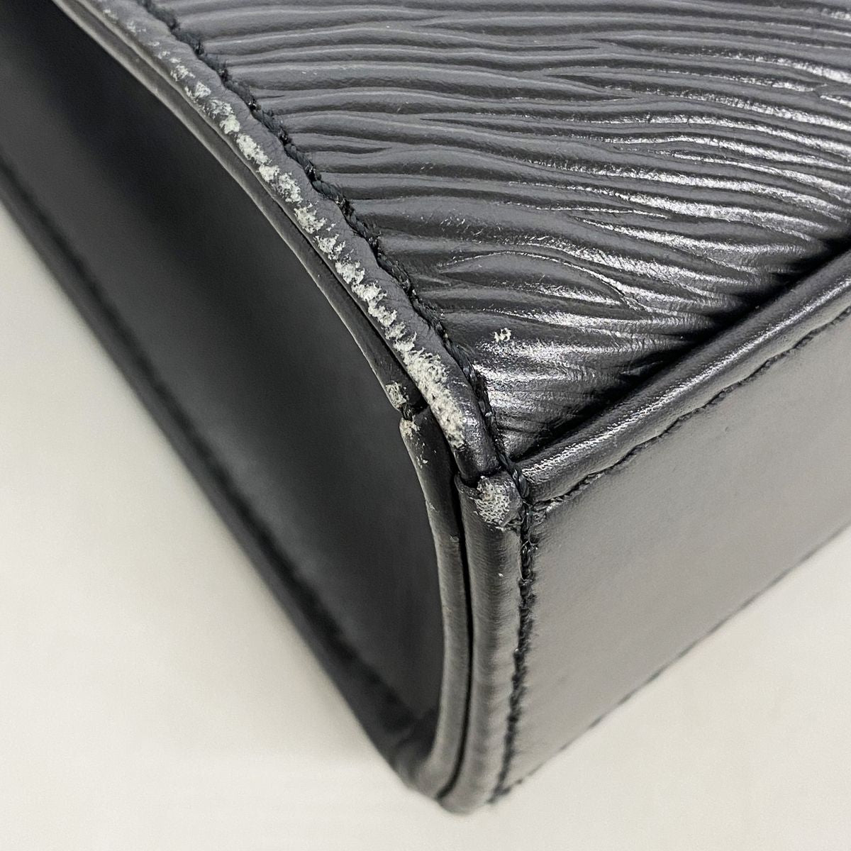 Louis Vuitton Shoulder Bag Opera Line Sparta Noir — view 6