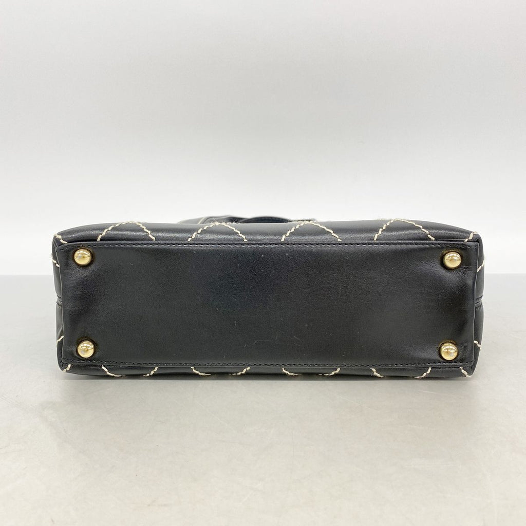 Chanel Tote Bag Wild Stitch Leather Black Gold — view 3