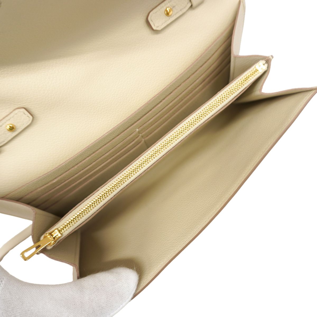 Hermes Wallet on Chain Constance to Go Evercolor Craie Gold Shoulder Bag — view 4