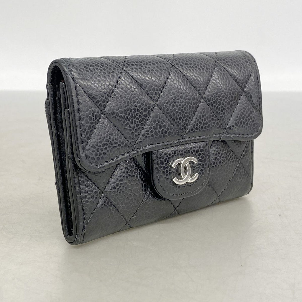 Chanel Card Case Quilted Caviar Leather Black Silver — view 2